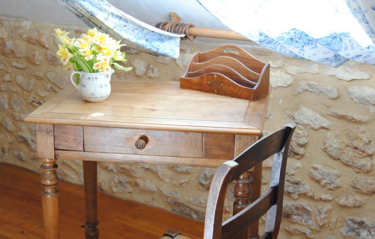 La Charmeraie Acomodação com café da manhã Saint-Cirq  Quarto foto